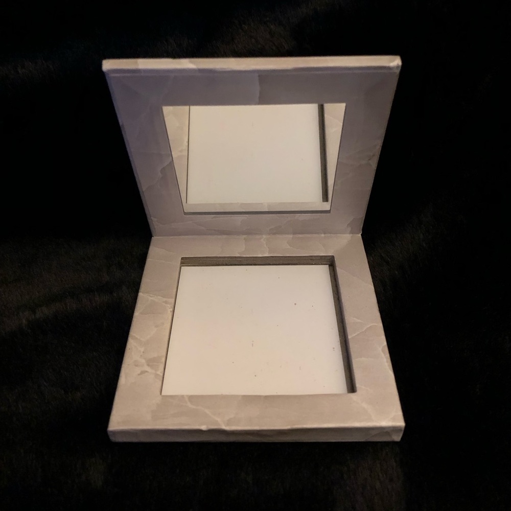 Seint Maskcara Square Pallette